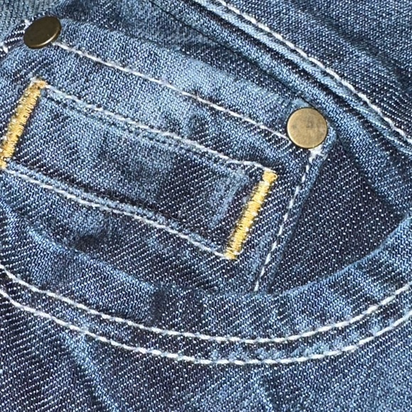 Maurices Womens Premium Jeans Size 14 Boot cut Low Rise Dark Blue Wash Denim NWT - Picture 6 of 8